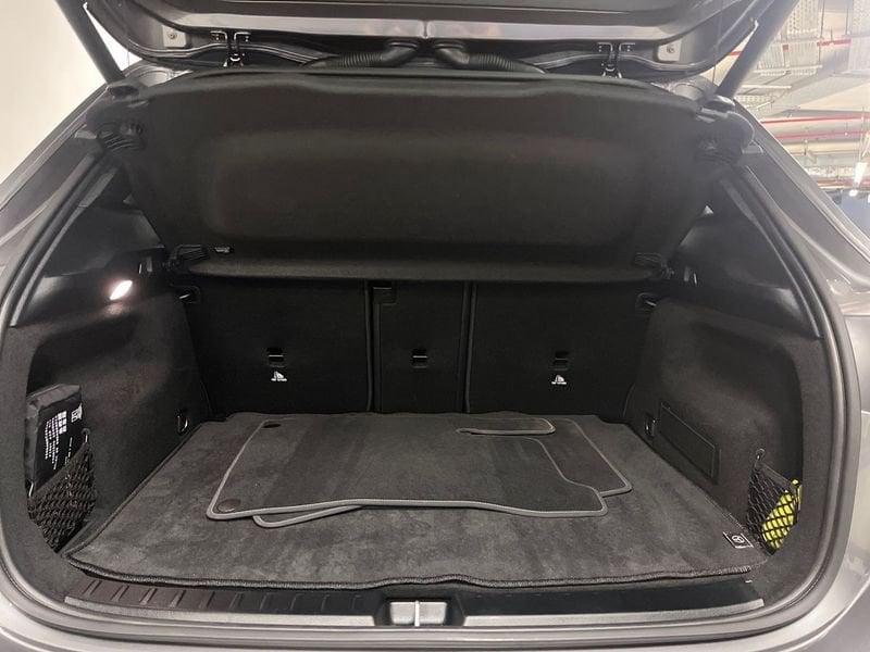 Mercedes-Benz GLA 180 d Automatic Business Extra