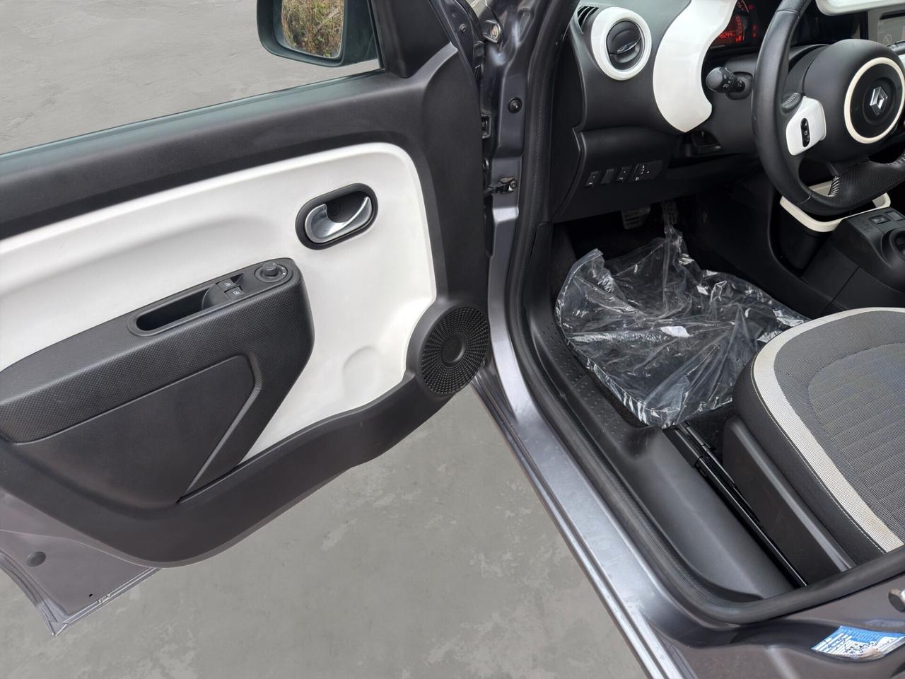 Renault Twingo 1.0 SCe EDC Intens - RETROCAM/NAVI