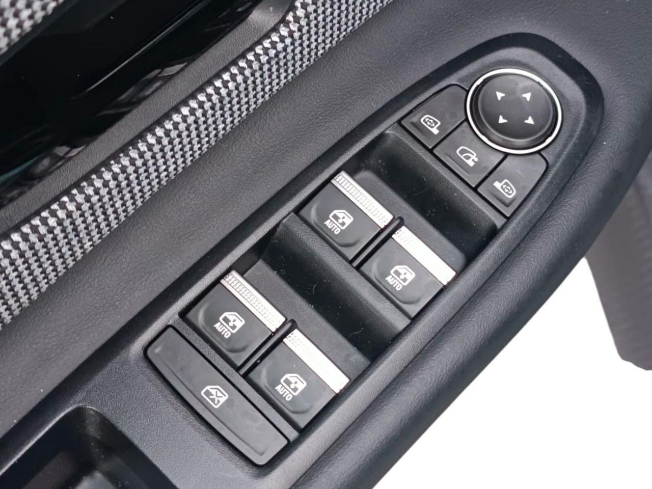 Renault 4 E-Tech Electric 150 CV Comfort Range Iconic