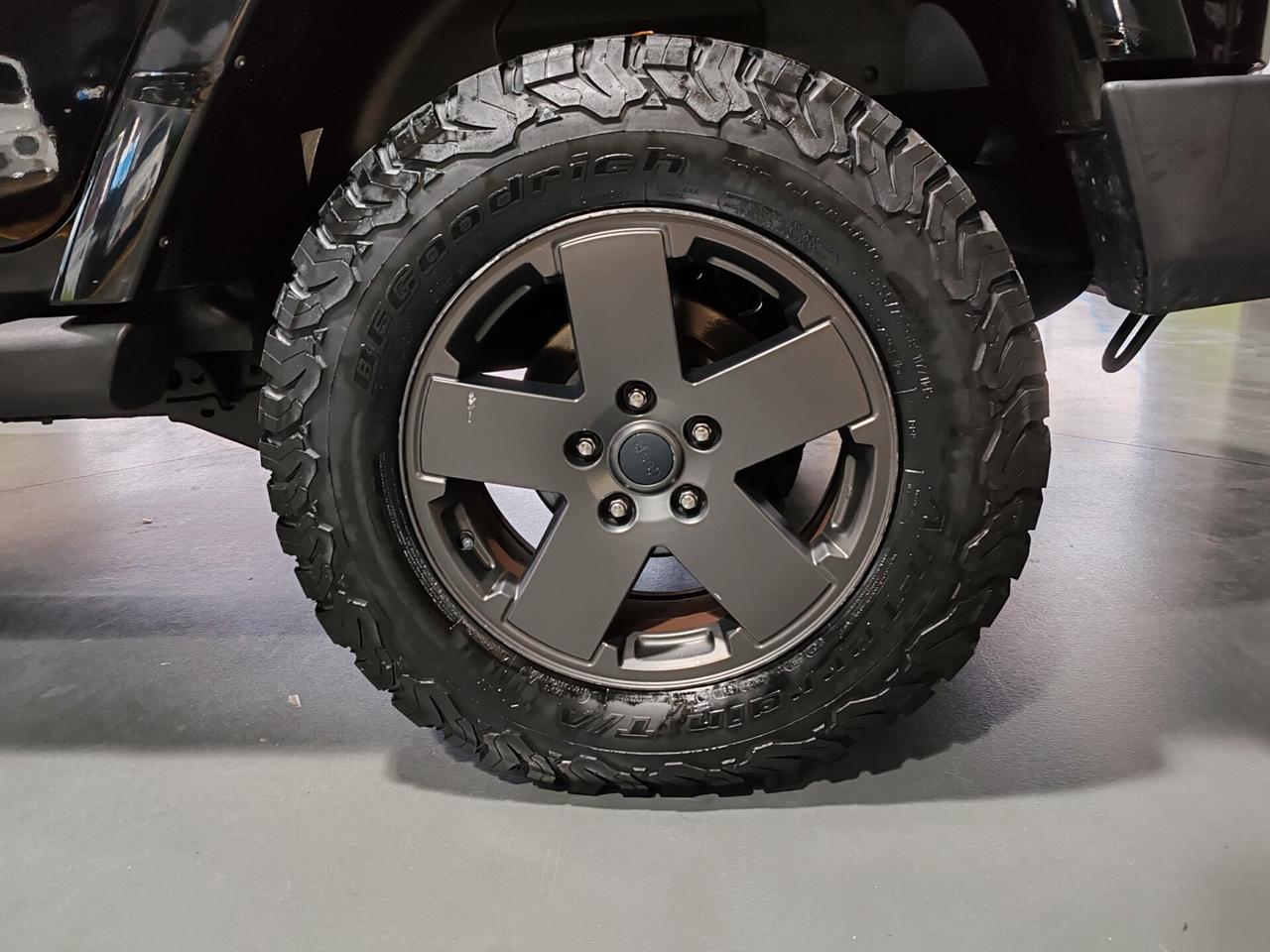 Jeep Wrangler Unlimited 2.8 CRD DPF Sahara Auto