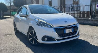 Peugeot 208 PureTech 82 Stop&Start 5 porte Signature