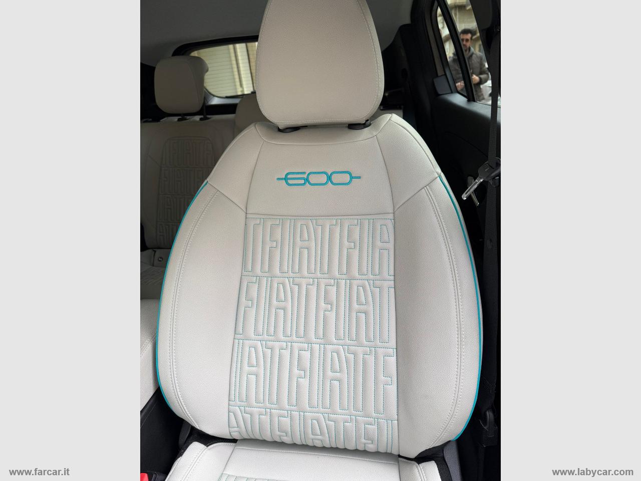 FIAT 600 Hybrid 110 CV DCT MHEV La Prima II