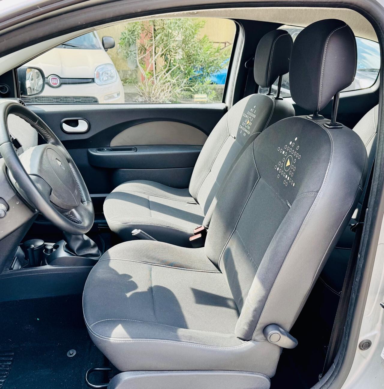 Renault Twingo 1.2 16V LEV Live