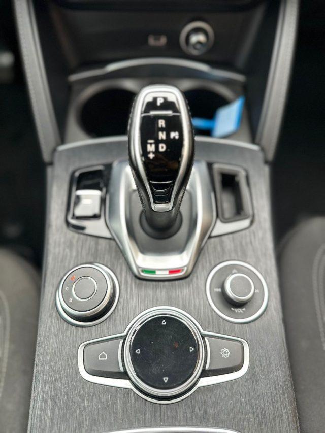 ALFA ROMEO Stelvio 2.2 Turbodiesel 190 CV AT8 RWD Executive