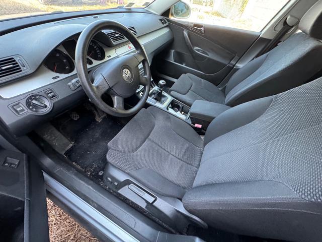 VOLKSWAGEN Passat Variant FUORI TUTTO !!!!!!!!!!!!!TDI Var. Business