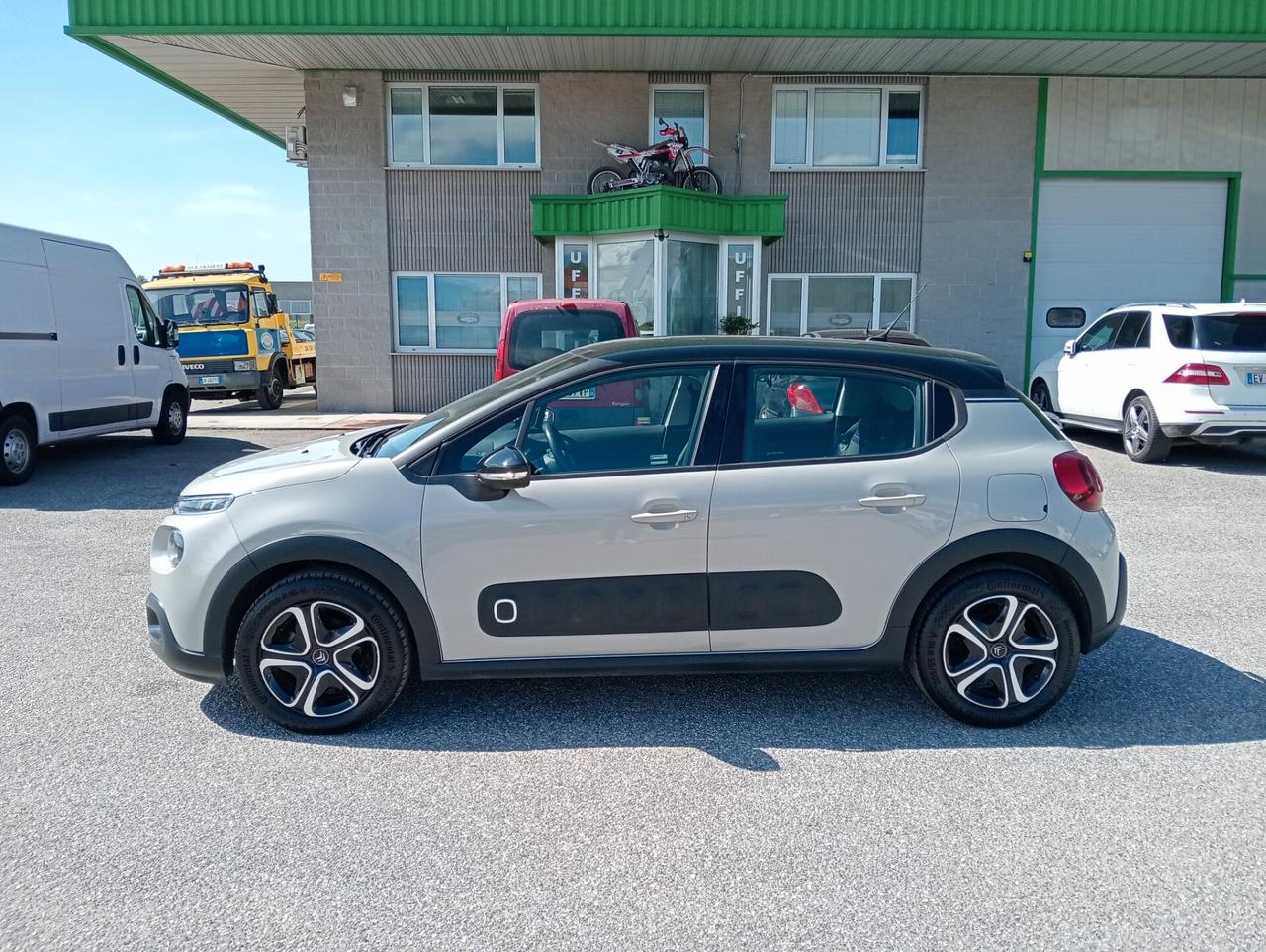 Citroen C3 1.2 110cv Shine UNIPROPRIETARIO