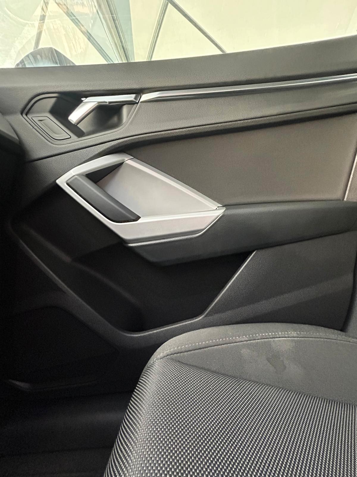 Audi Q3 35 TDI 2.0 Diesel 150 cv S tronic line edition