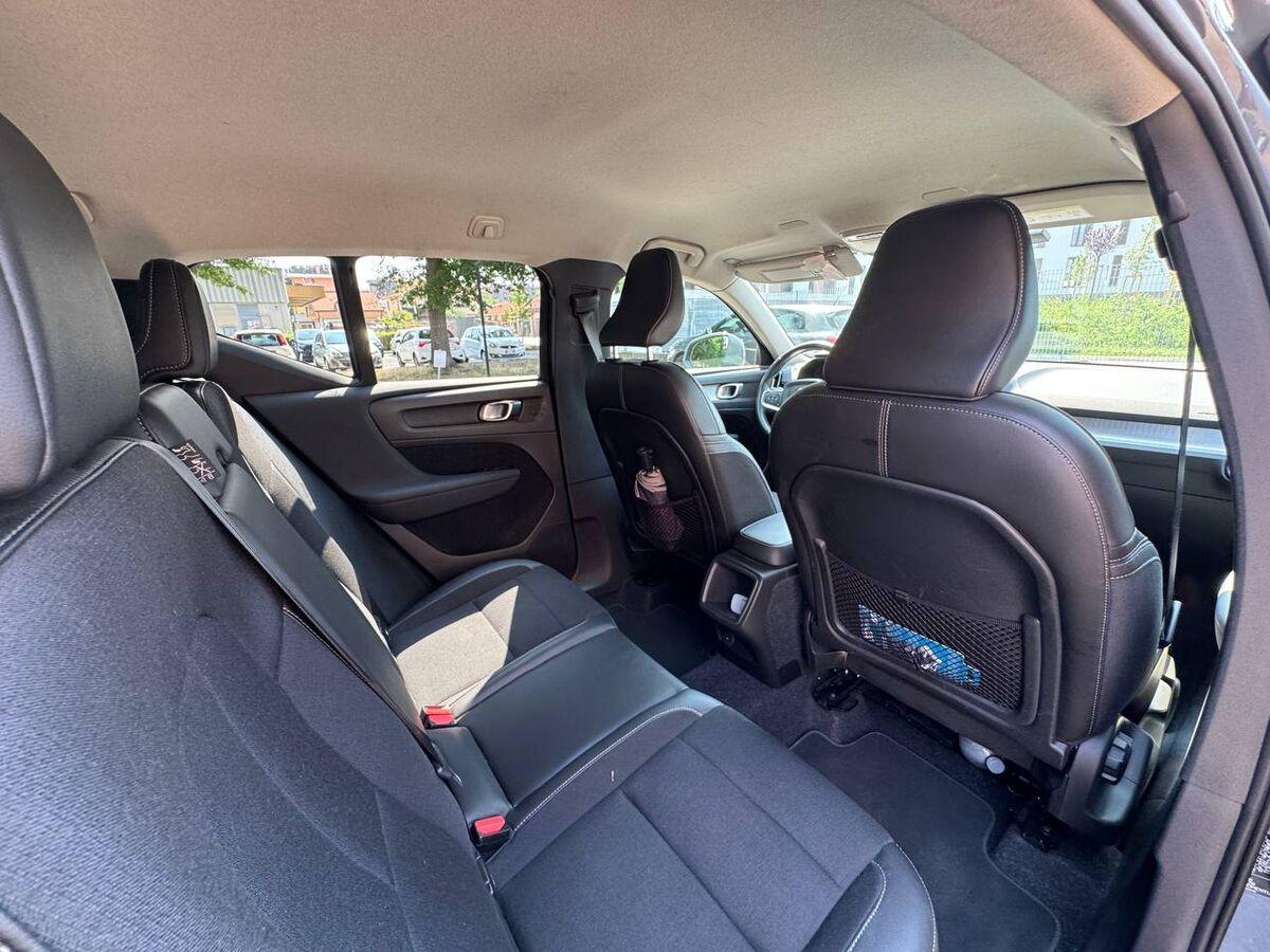 Volvo XC40 2.0 d3 Momentum auto my21