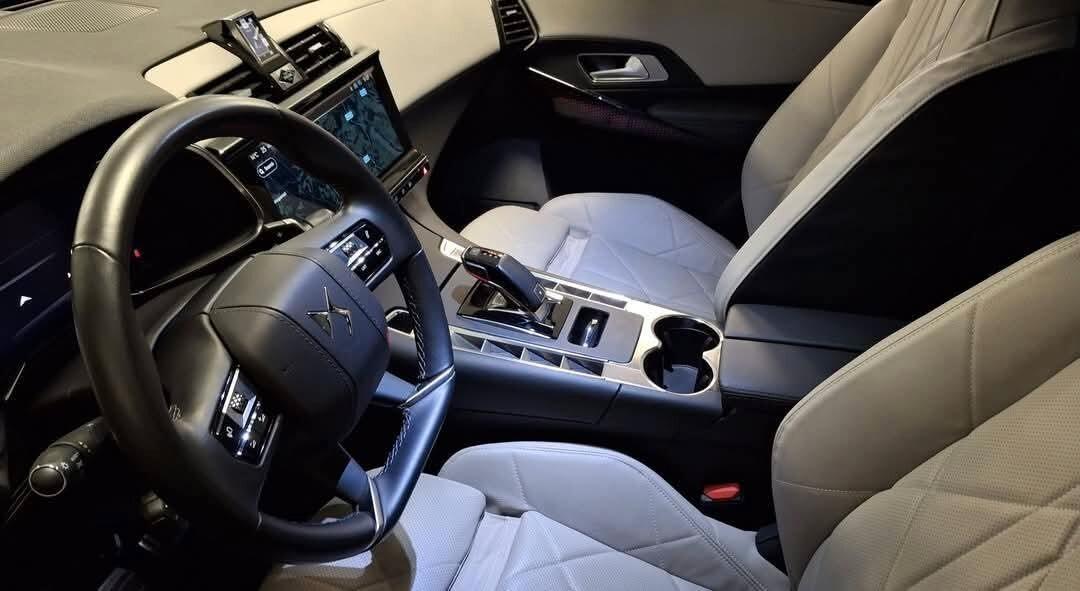 Ds 7 BlueHDi 130 aut. Cerchi 19 Sedili massaggianti