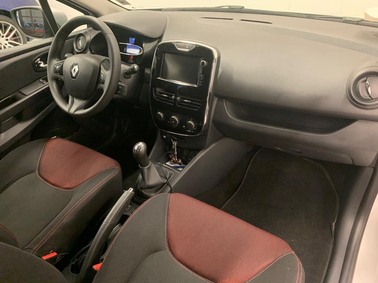 Renault Clio 1.2 75CV 5 porte Wave