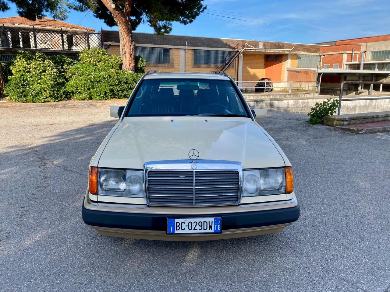 Mercedes-benz 200 MERCEDES 200 W 124 T E ASI CRS