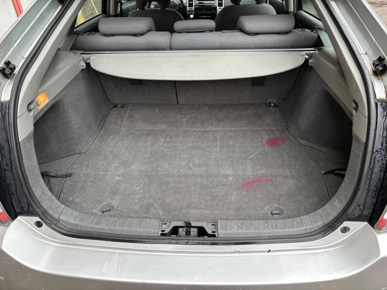Toyota Prius 1.5i 16V - Ibrida