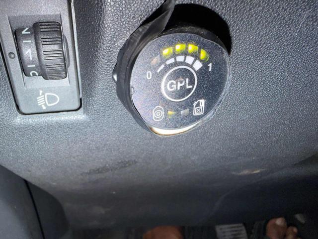 CITROEN C3 Picasso 1.4VTi 95 Benzina/GPL airdream/S Bellissima
