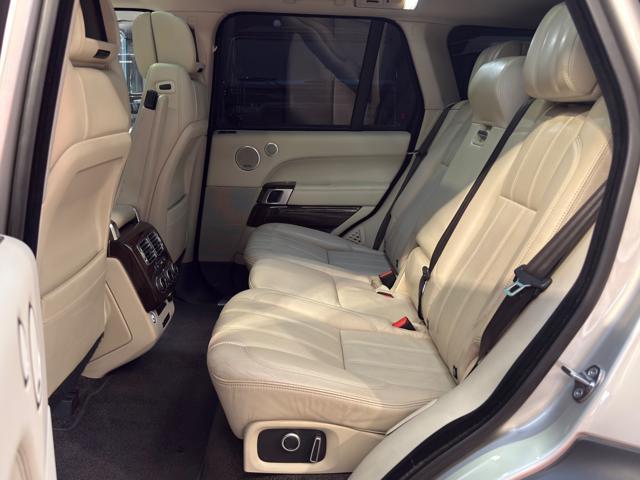 LAND ROVER Range Rover 3.0 TDV6 Autobiography