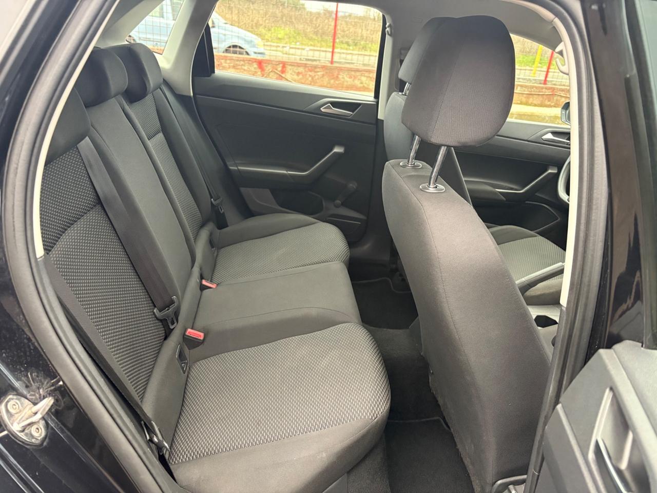 VOLKSWAGEN POLO 2019