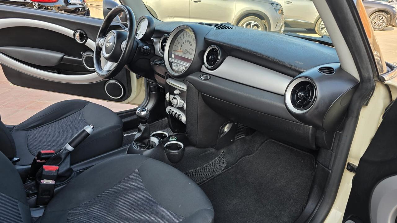 Mini Mini 1.6 16V Cooper D Chili