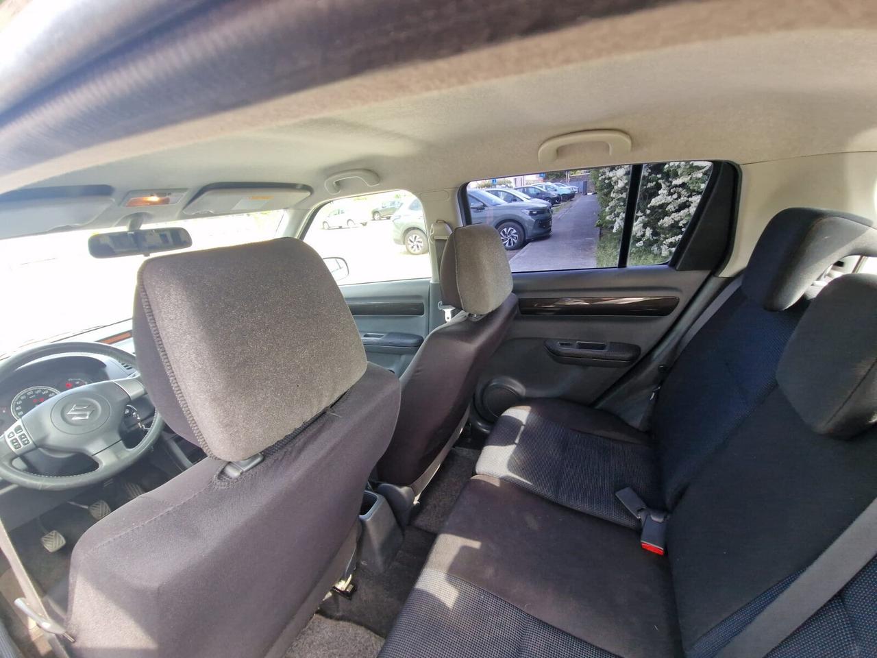 Suzuki Swift 1.3 4x4 5p. GL
