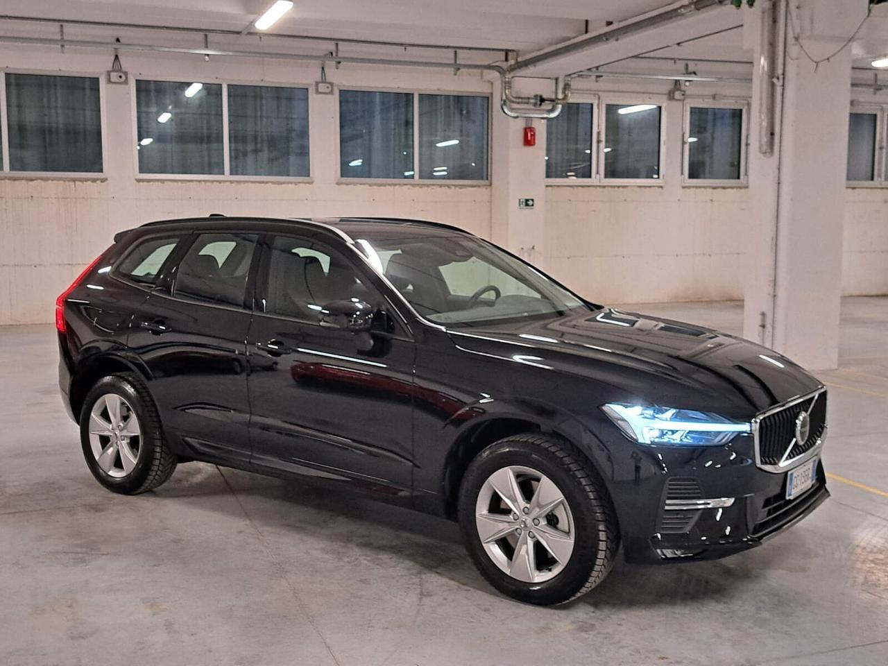 Volvo XC 60 2000 B4 (D) Mild-Hybrid Momentum AWD Automatico