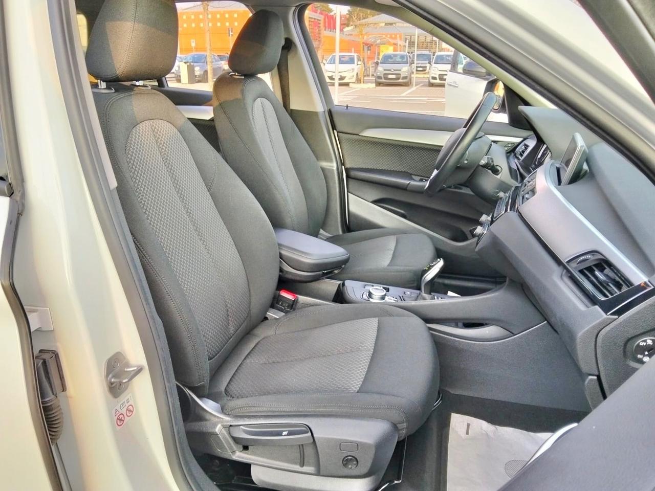 Bmw X1 xDrive18d Automatik*Navi*Camera*Cruise*Pdc