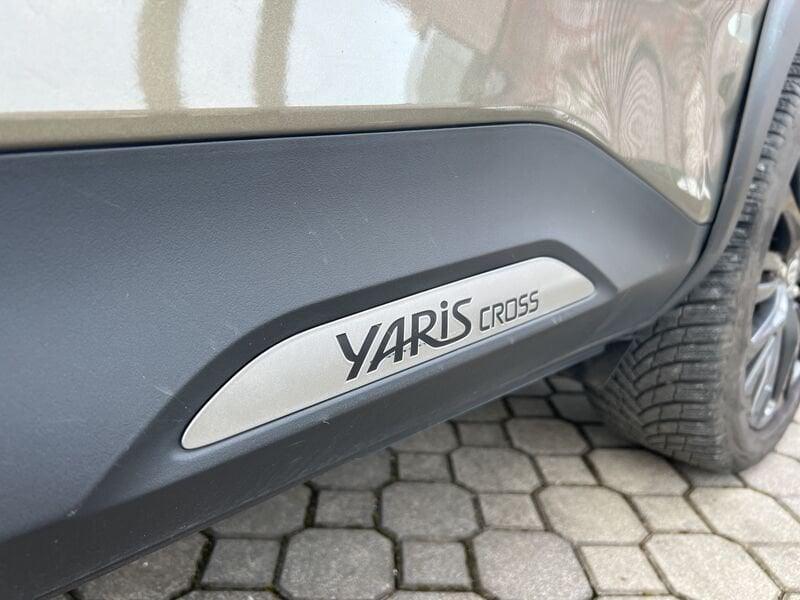 Toyota Yaris Cross 1.5 Hybrid 5p. E-CVT AWD-i Adventure