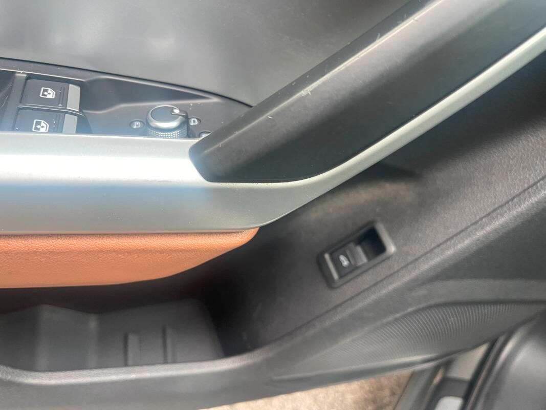 Audi Q3 35 2.0 tdi Business Advanced s-tronic