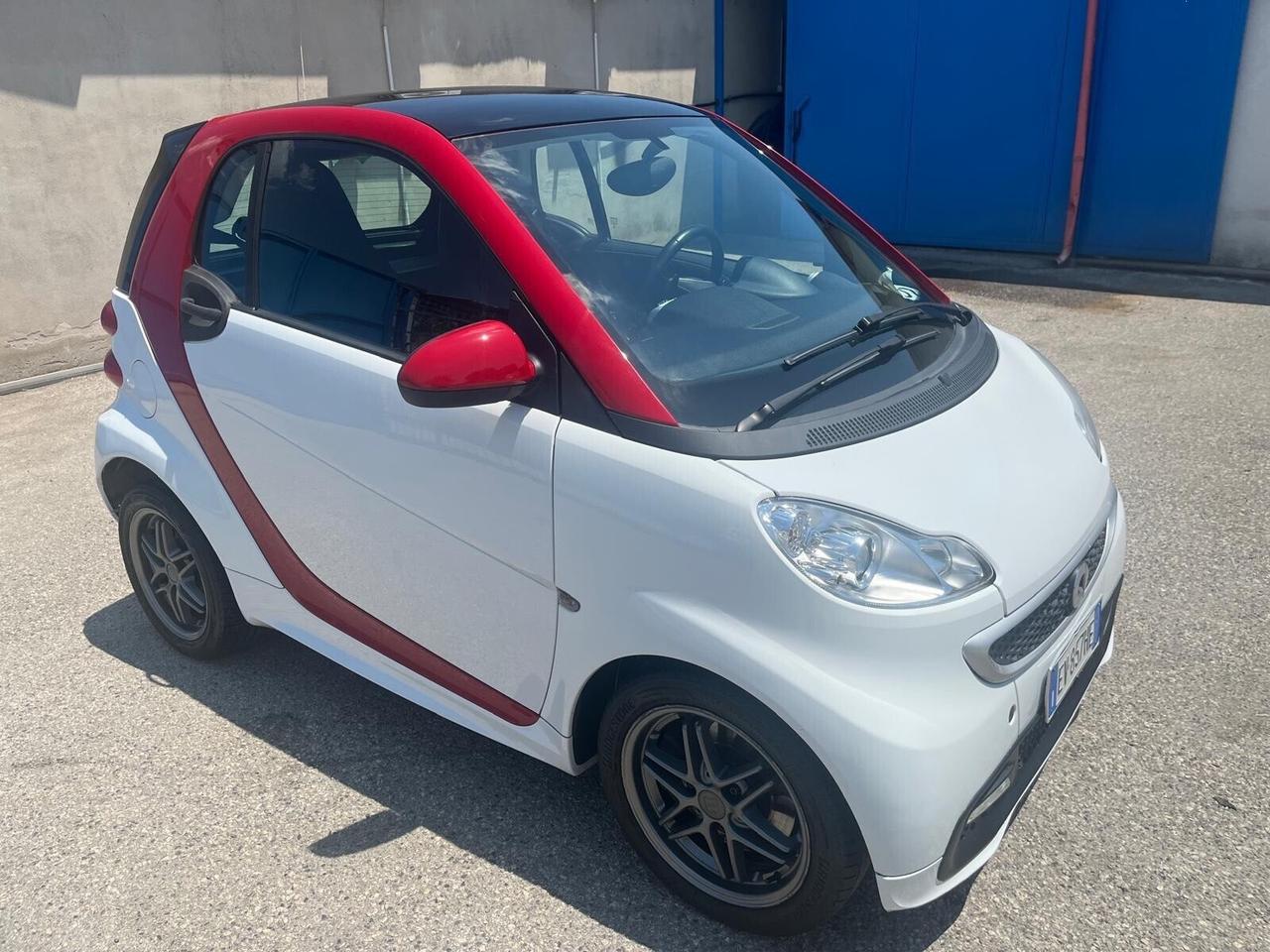 Smart for two 1.0 mhd/71 cv- km 69000-2014