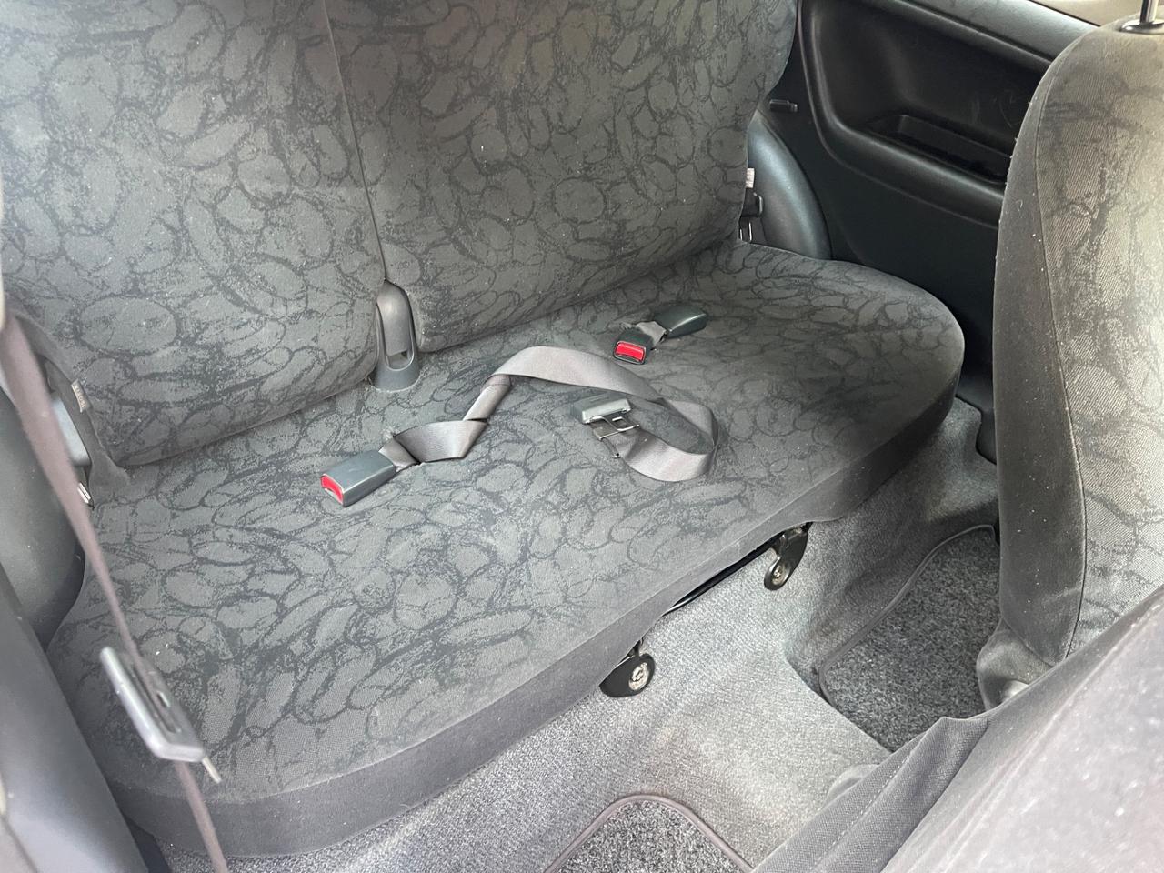 Toyota Yaris 1.0i 16V benzina clima funzionate