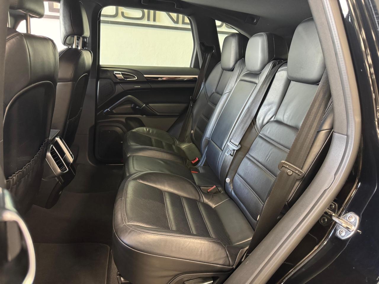 Porsche Cayenne 3.0 Diesel Platinum Edition