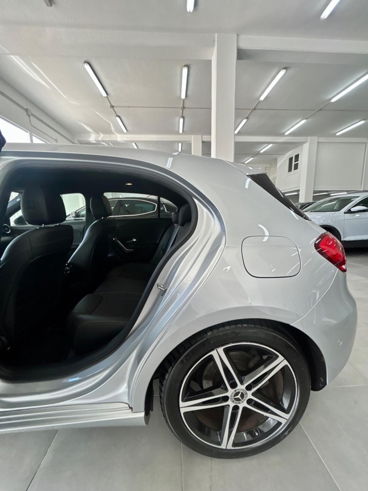 Mercedes CLASSE A 180 d Automatic Sport FINANZIABILE