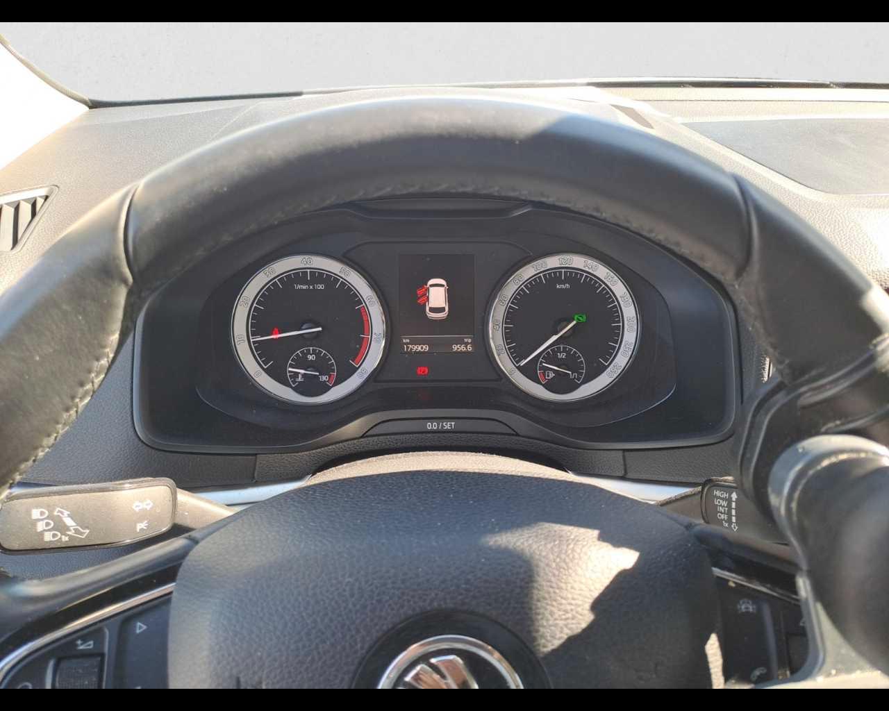 SKODA Karoq - Karoq 1.0 TSI DSG Style
