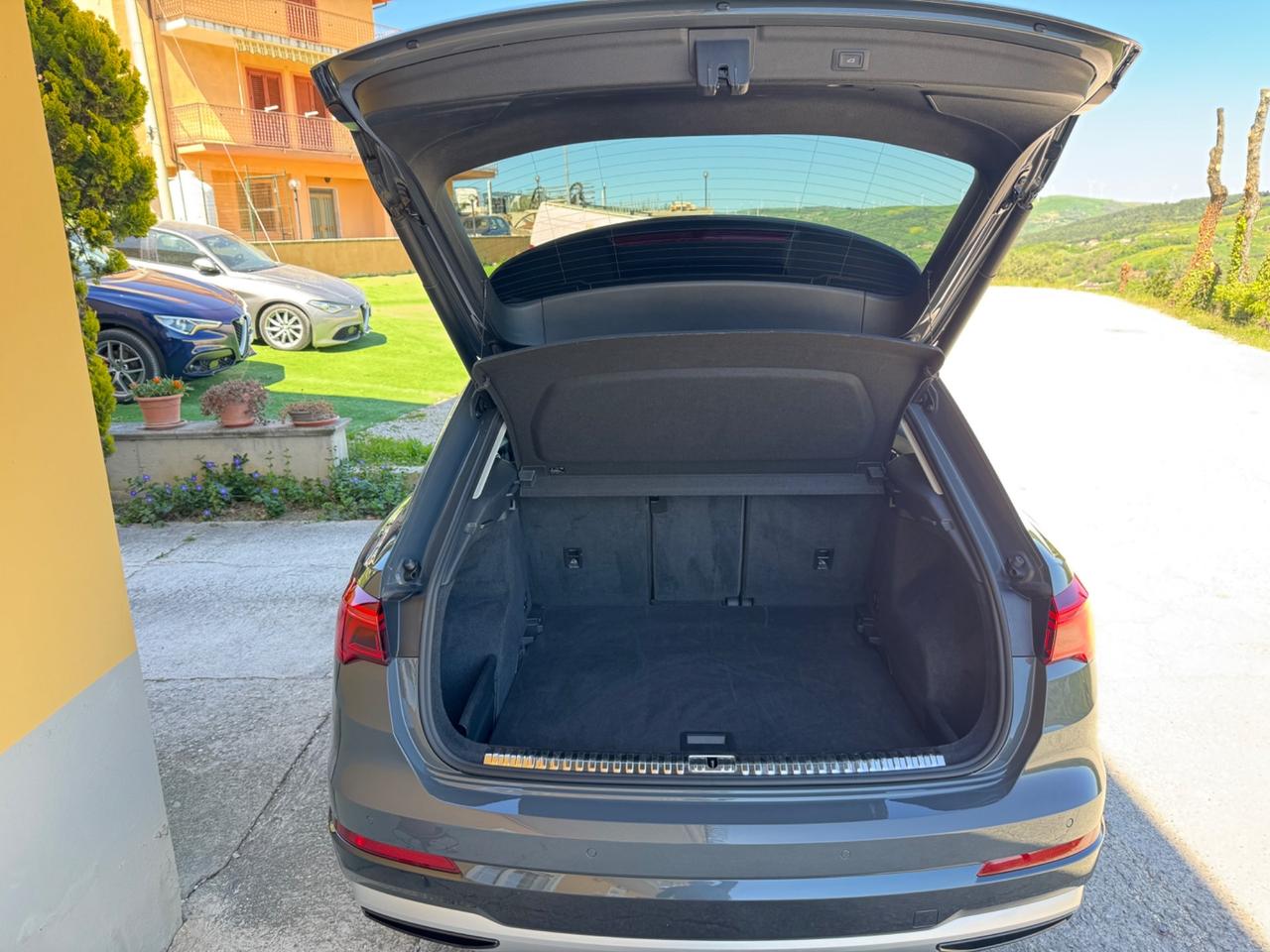 Audi Q3 35 TDI S tronic Advanced (Retrocamera)