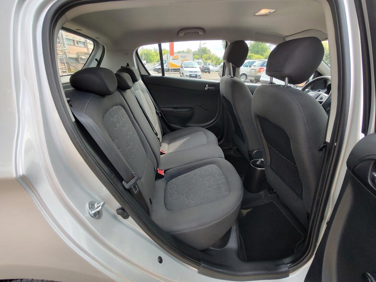 Hyundai i20 1.4 CRDi 5p. Sound Edition, OK NEOPATENTATI, GARANZIA L.12 MESI