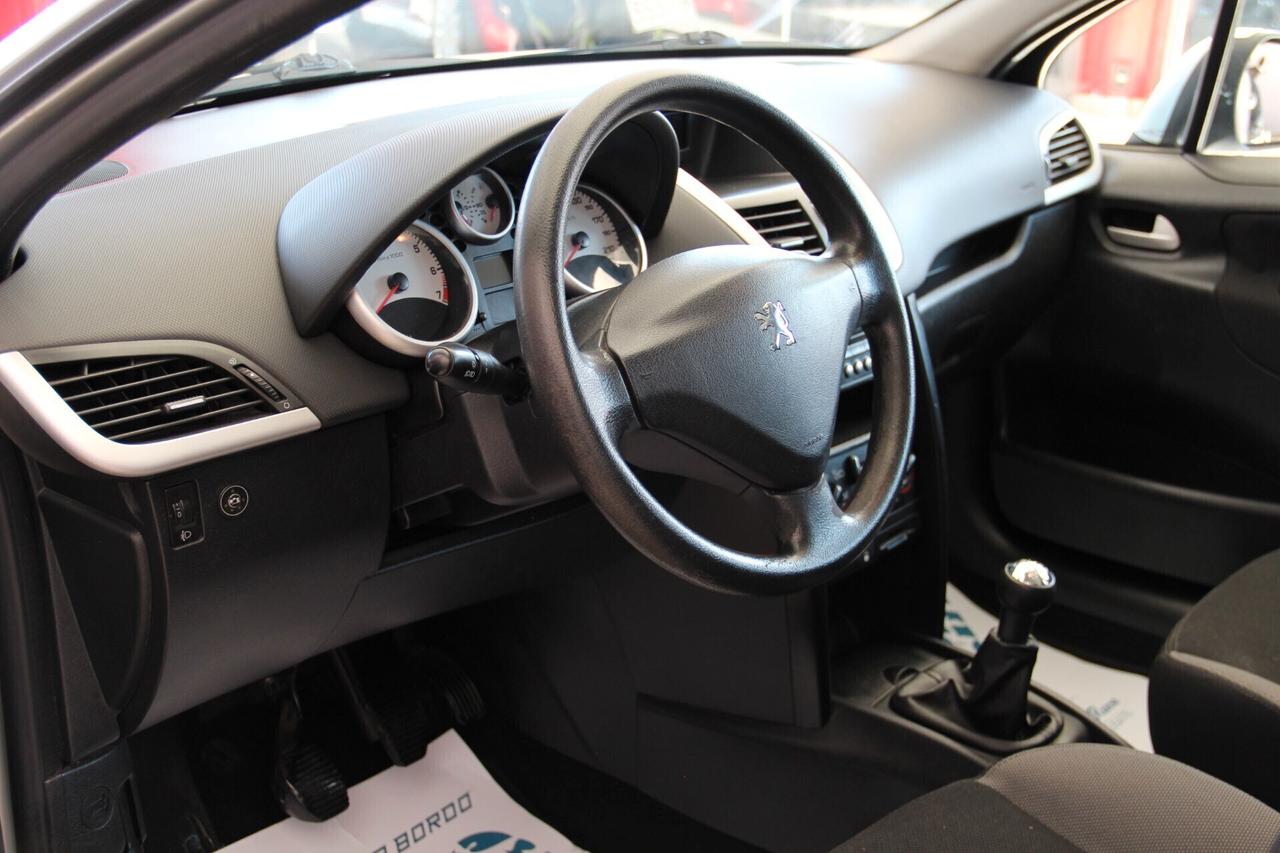 Peugeot 207 1.4 8V 75CV GPL (GAS)