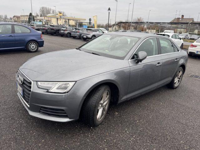 AUDI A4 2.0 TDI 150 CV S tronic Business