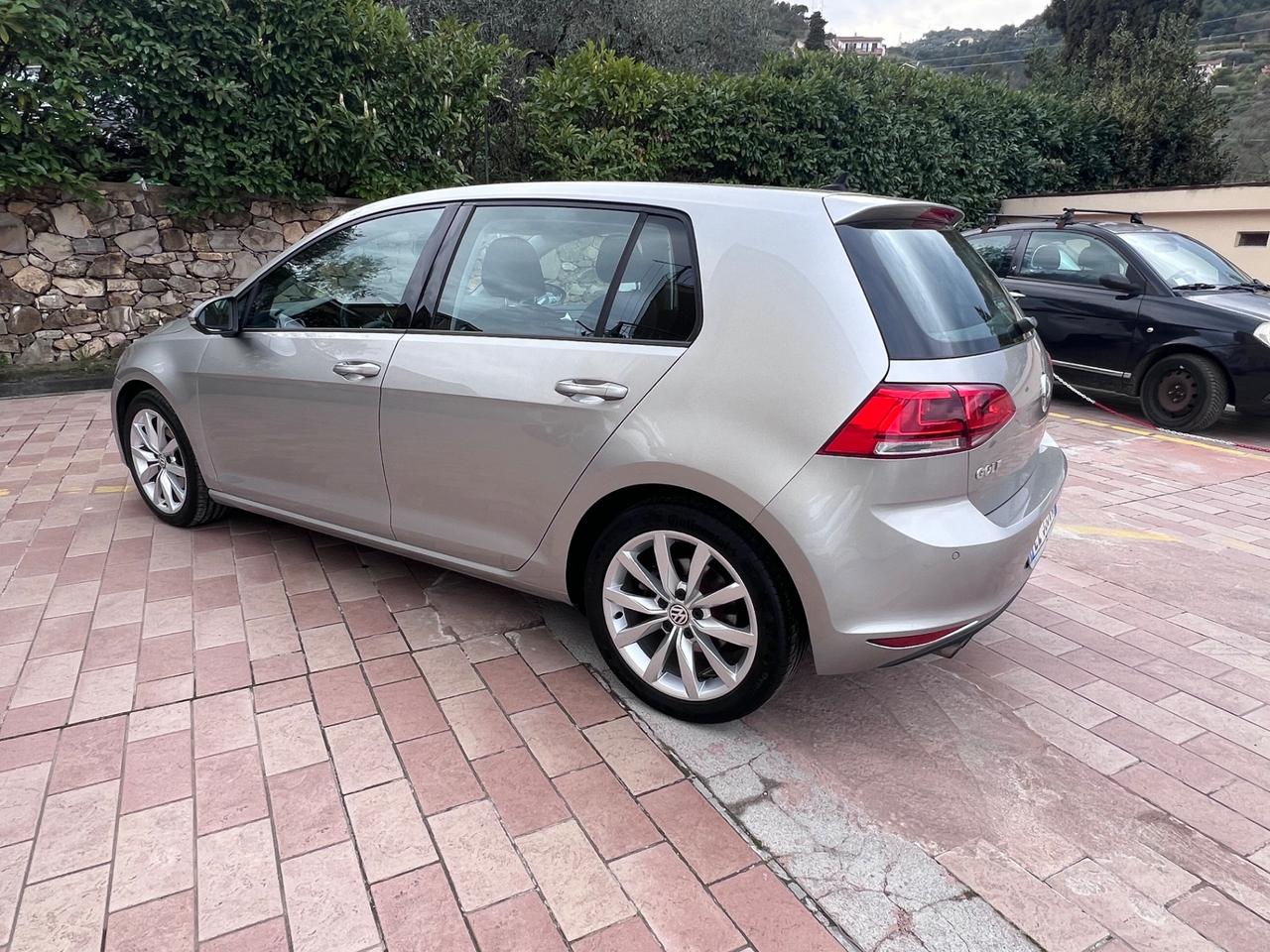 Volkswagen Golf 2.0 TDI 5p. 4MOTION Highline BlueMotion Tech.