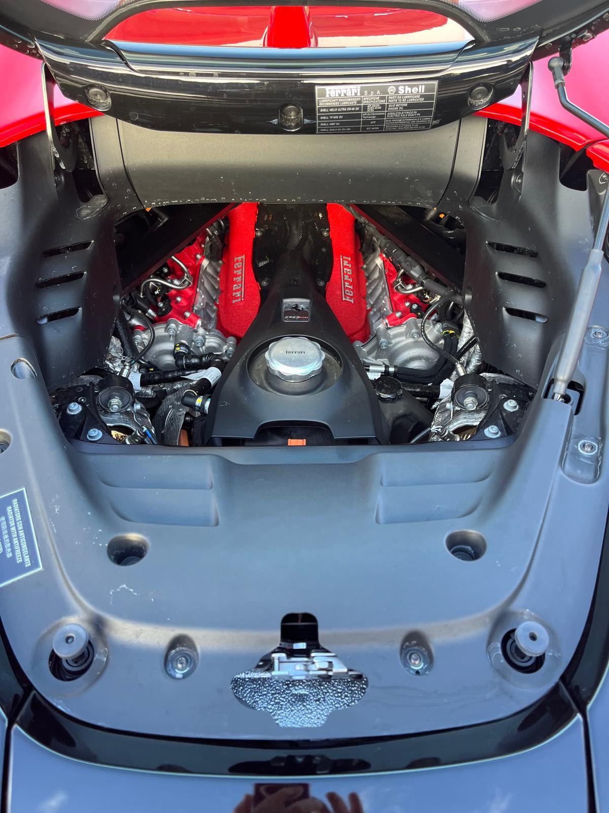 Ferrari SF90 Spider