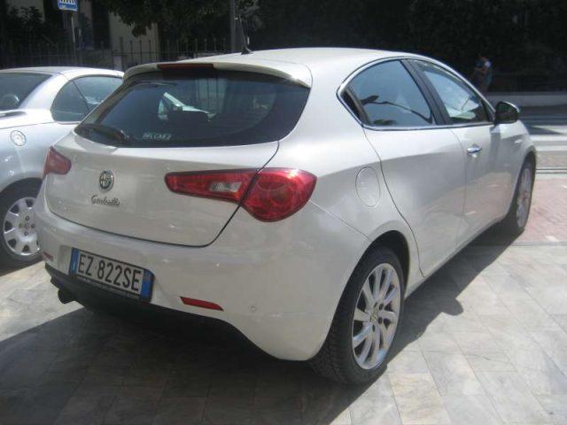 ALFA ROMEO Giulietta 1.6 JTDM-2 105 CV EXCLUSIVE