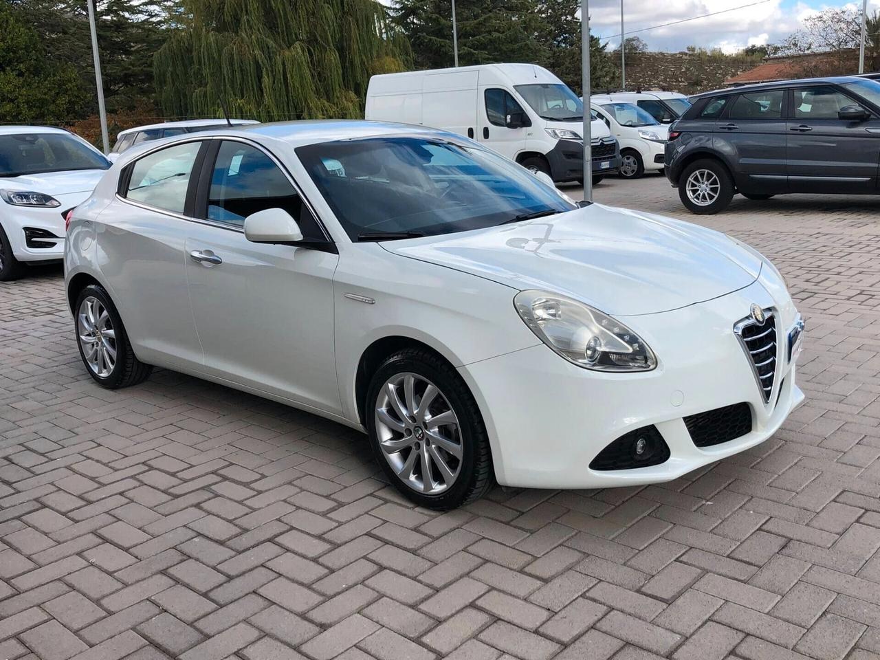 Alfa Romeo Giulietta 1.6 JTDm-2 105 CV Distinctive 2013