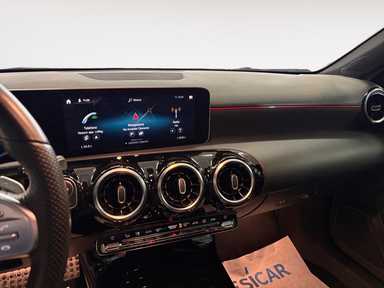 Mercedes-Benz A 250 Premium auto