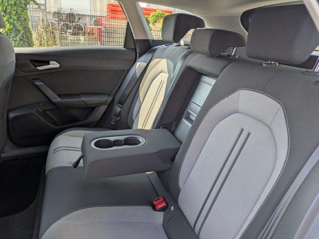 SEAT Leon Sportstourer 1.0 eTSI 110 CV DSG Black Line