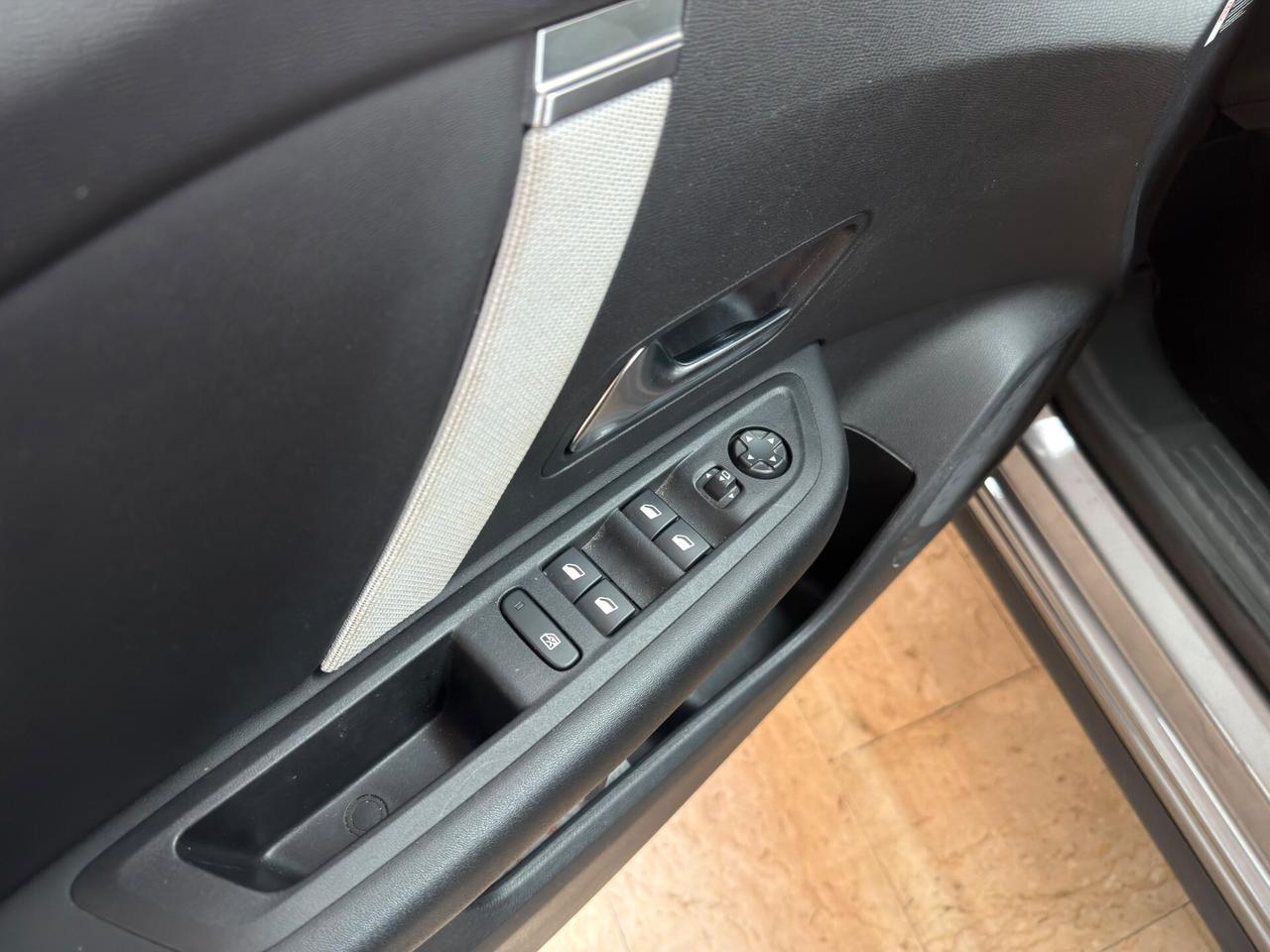 Citroen C4 X 130CV EAT8 Max My25