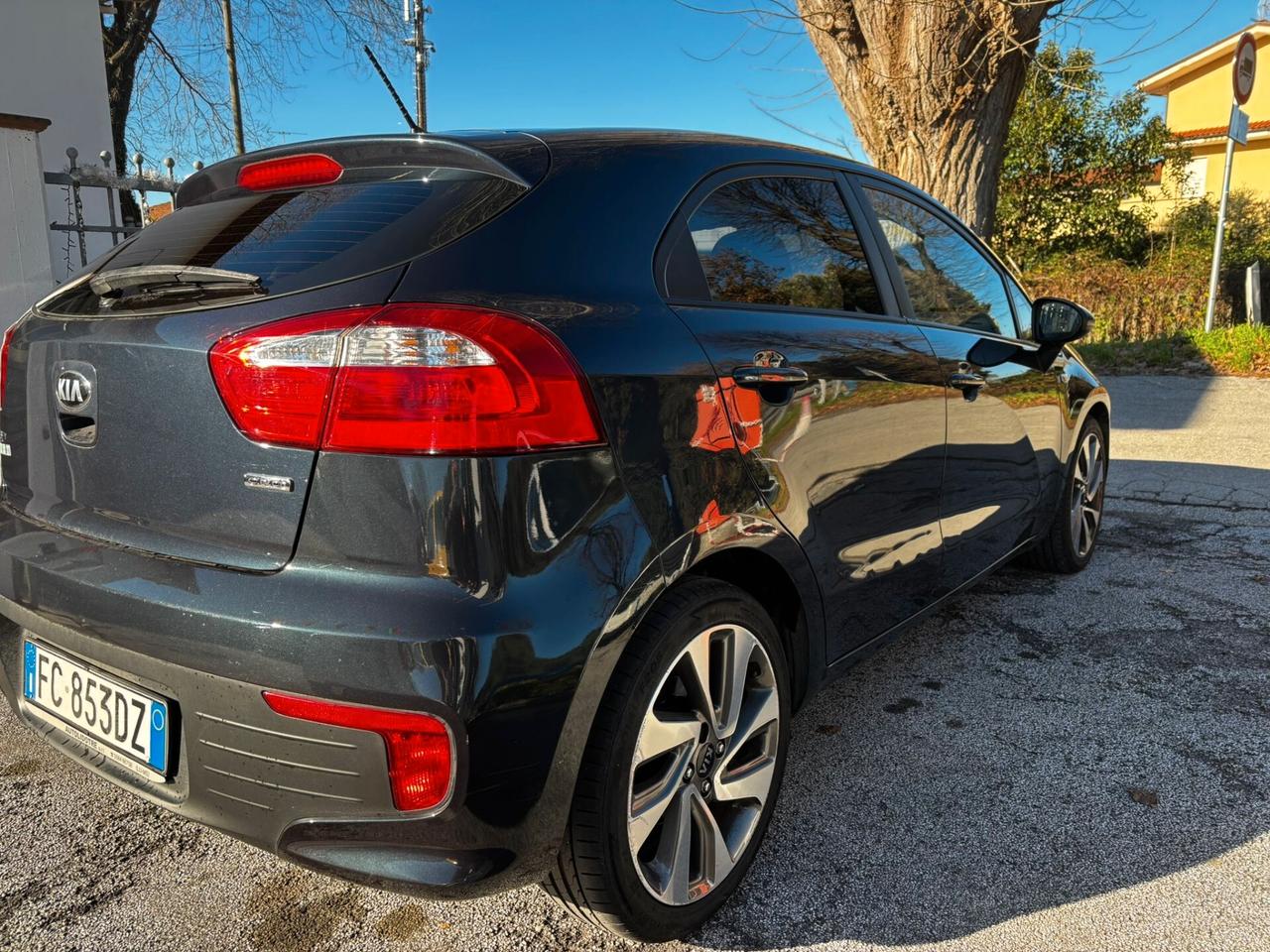 Kia Rio 1.1 CRDi 5p. Cool