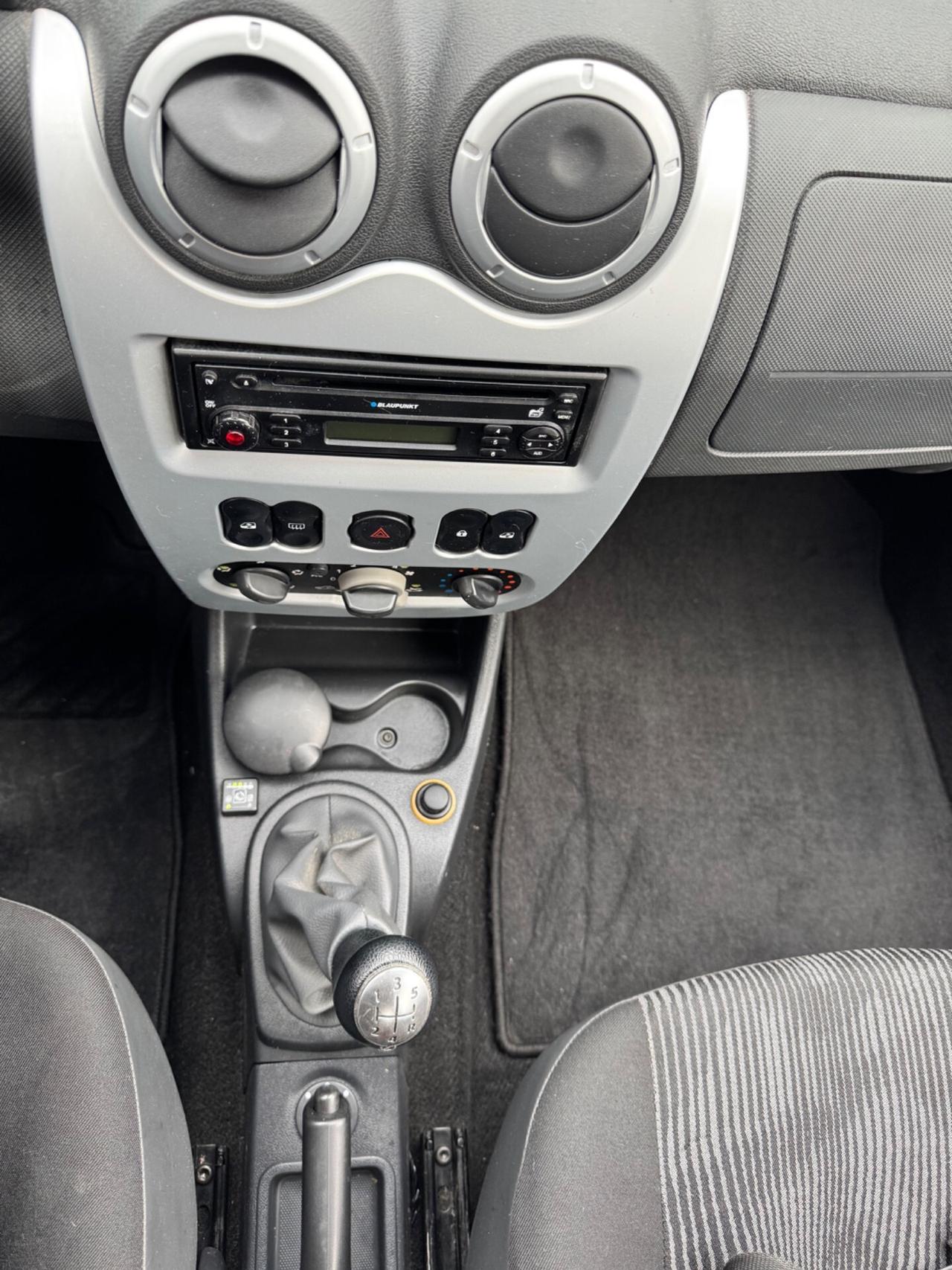 Dacia Sandero 1.4 8V GPL Lauréate