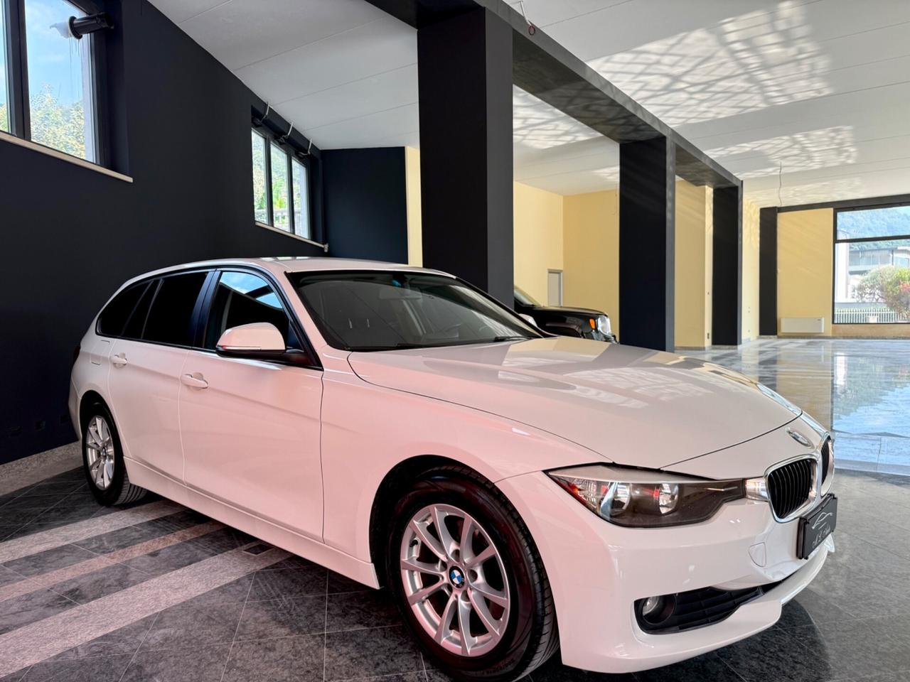 Bmw 316 316d Touring Luxury 2.0 OK NEOPATENTATI