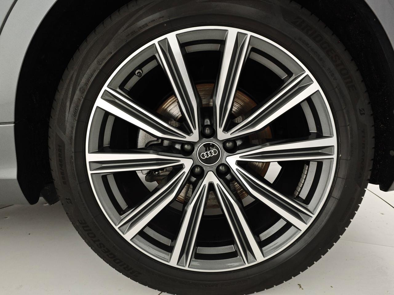 Audi Q8 50 TDI 286 CV quattro tiptronic Sport