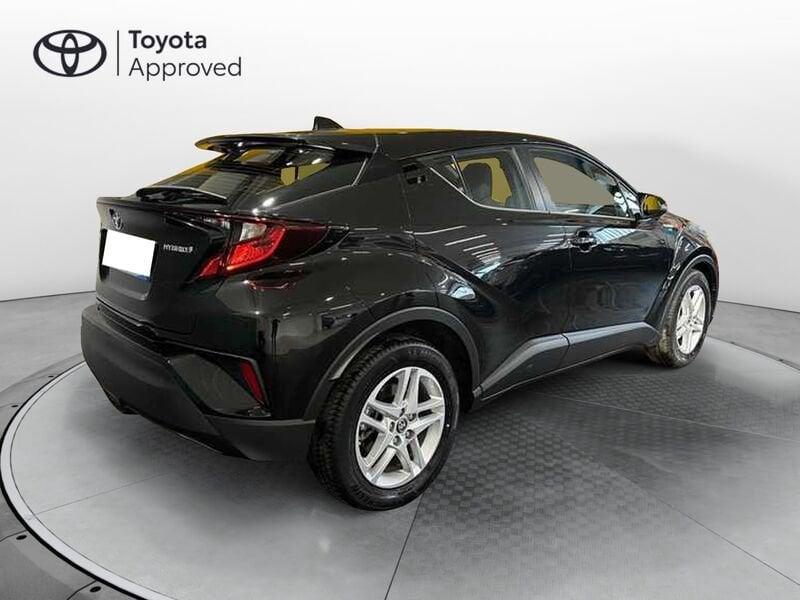 Toyota C-HR 1.8h Active E-CVT