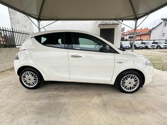 LANCIA Ypsilon 1.2 69 CV 5 porte EURO 6 OK NEOPATENTATI 1 PROP.