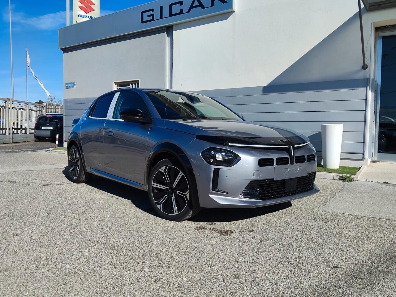 Lancia Ypsilon New Hybrid 1.2 110cv