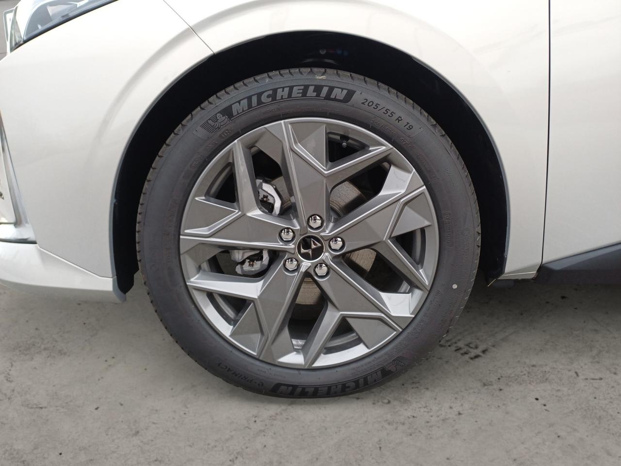 DS DS 4 PALLAS HYBRID 145