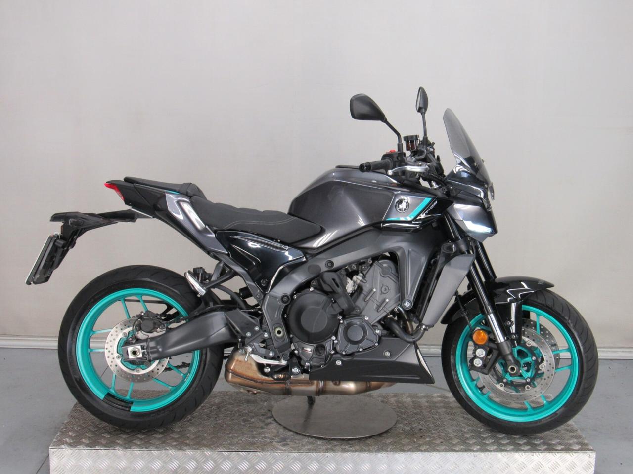 Yamaha MT-09 ABS Y-AMT CAMBIO ROBOTIZZATO